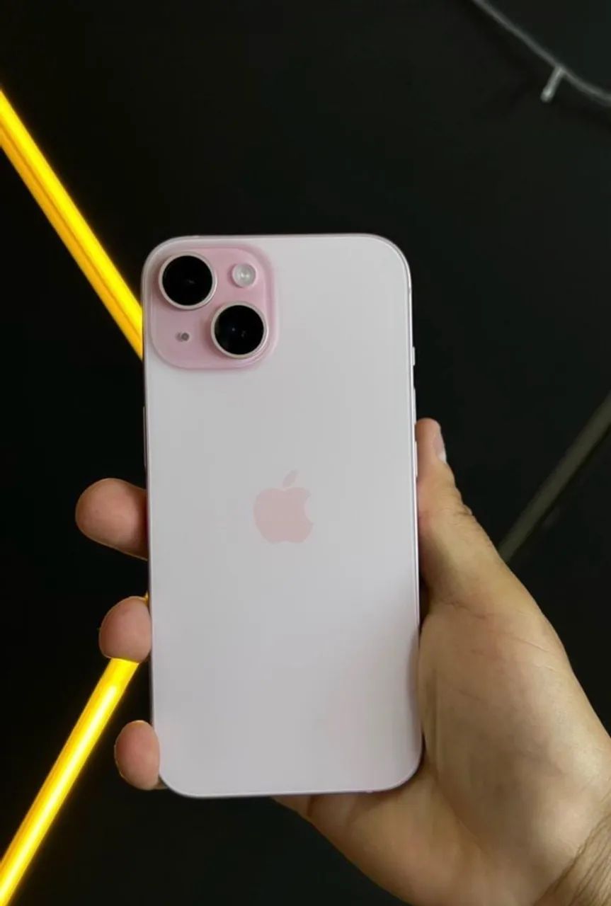 iPhone 15 rosa 128 giga com caixa