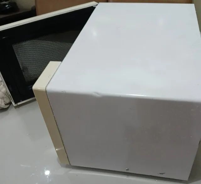 MICROONDAS PANASONIC 20 LITROS - Foto 4