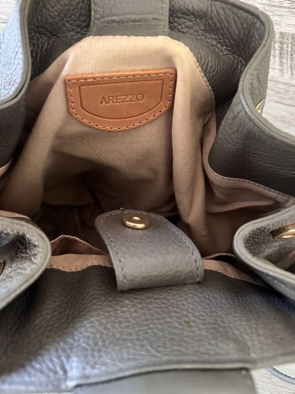 Bolsa Arezzo couro legítimo ( NOVA ) - Foto 4