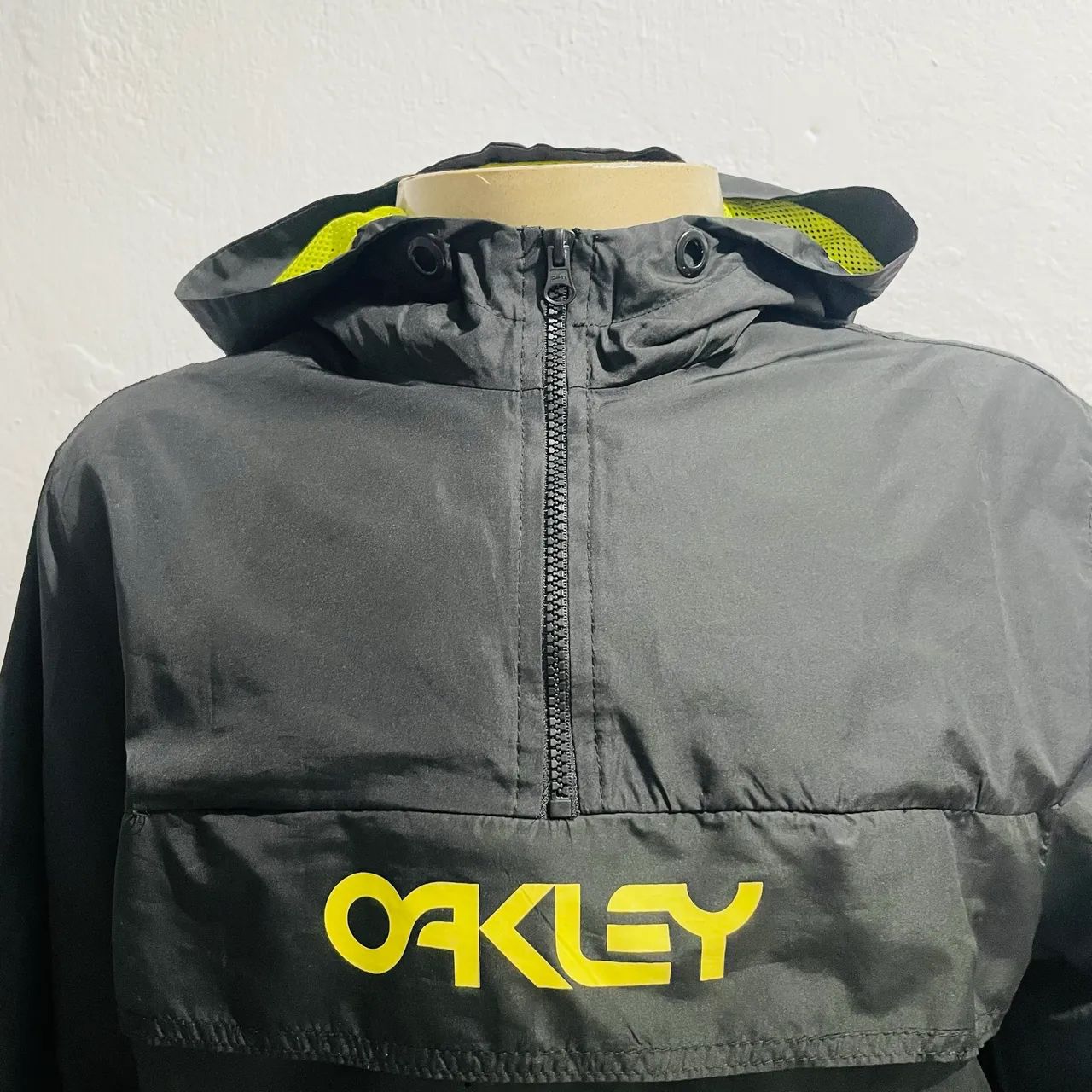 Blusa da Oakley relíquia  - Foto 4