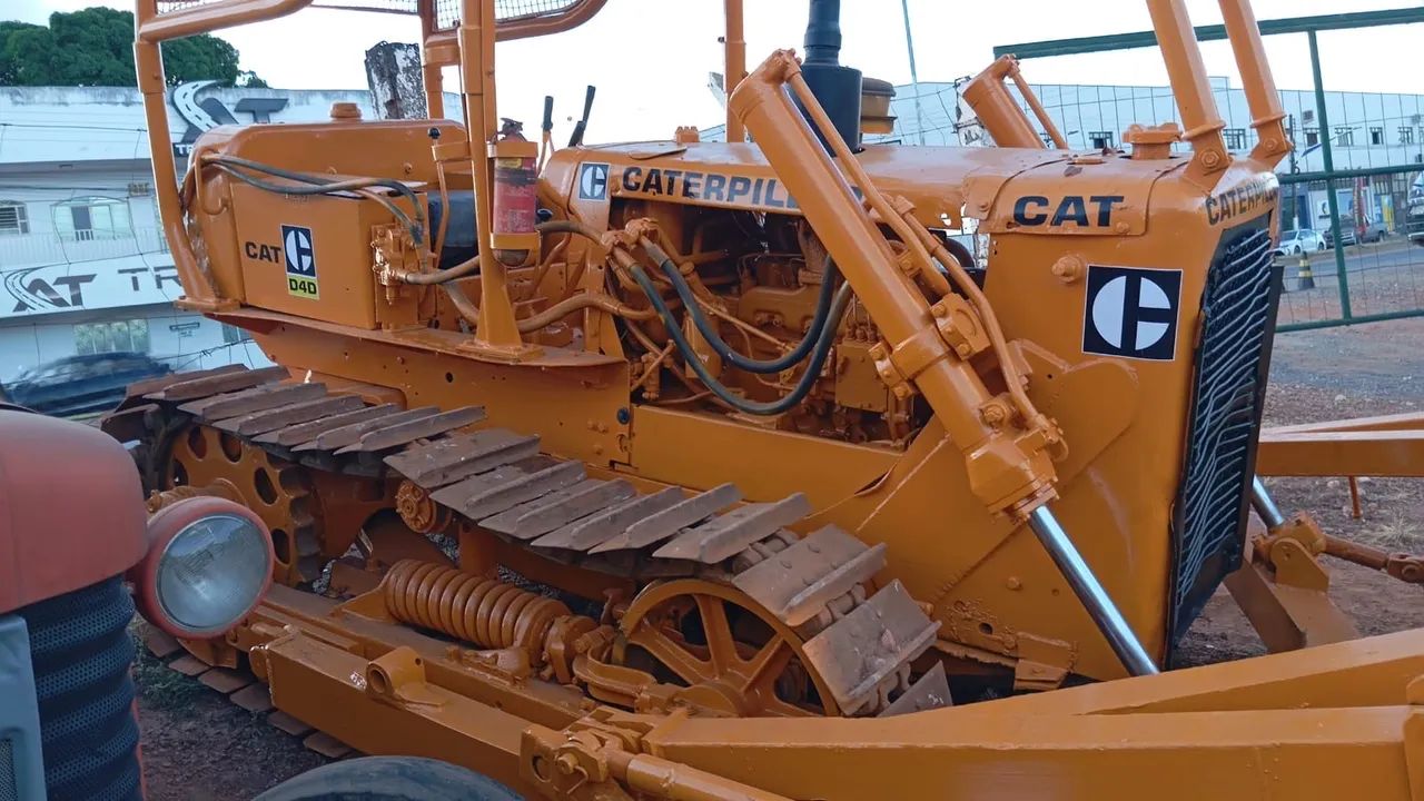 Trator Esteira Caterpillar D4 D4D - Foto 2