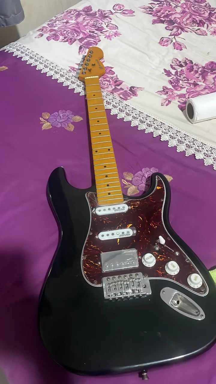 Guitarra Strato caster  - Foto 2