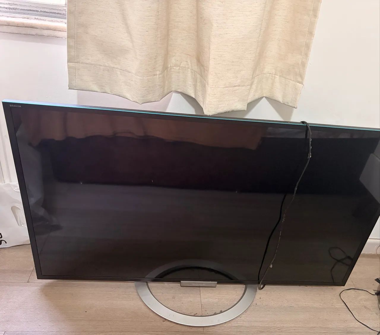 TV Sony 47 polegadas com defeito