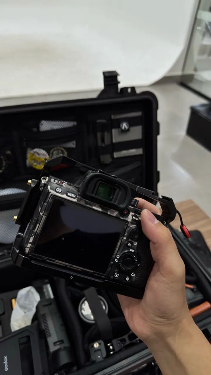 Sony A7R III com skin + Smallrig cage - Foto 2