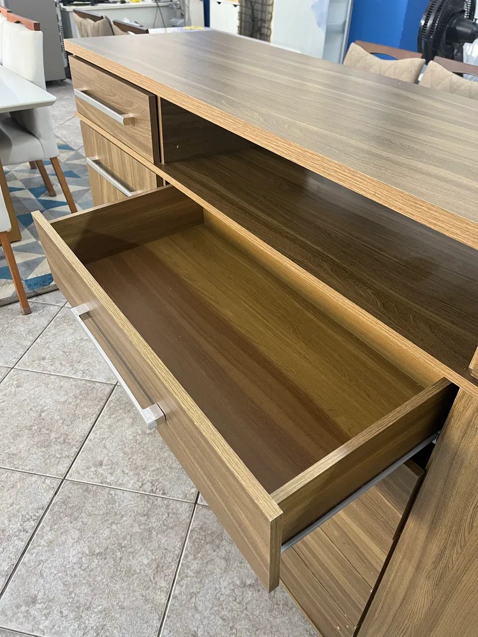 Cômoda com 5 gavetas  - Foto 3