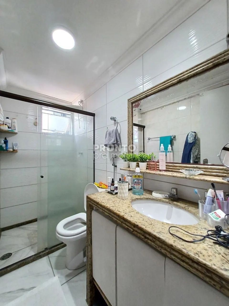 Apartamento com 3 quartos em Espinheiro - Foto 2