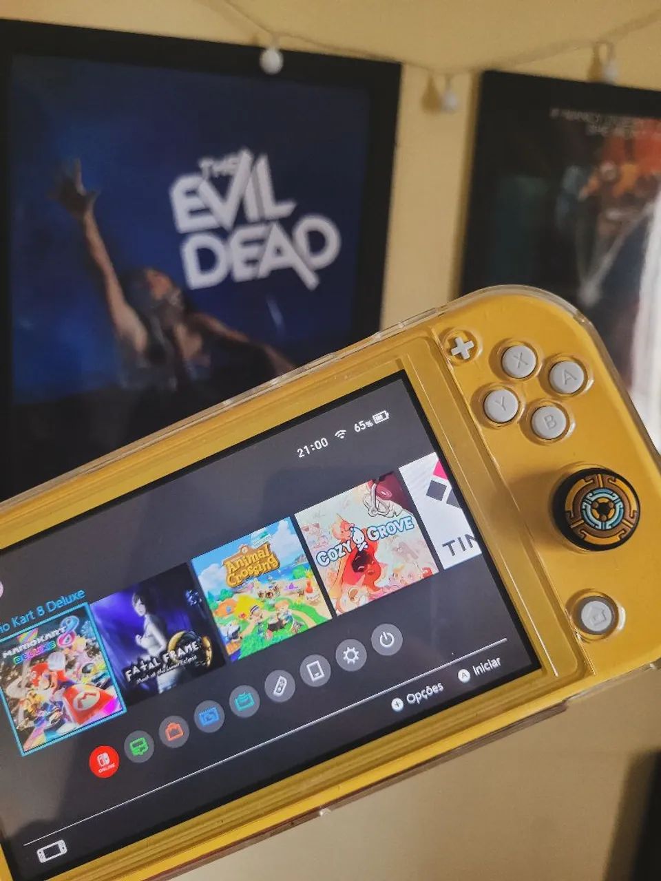 Nintendo switch lite DESBLOQUEADO - Consoles de Vídeo Game