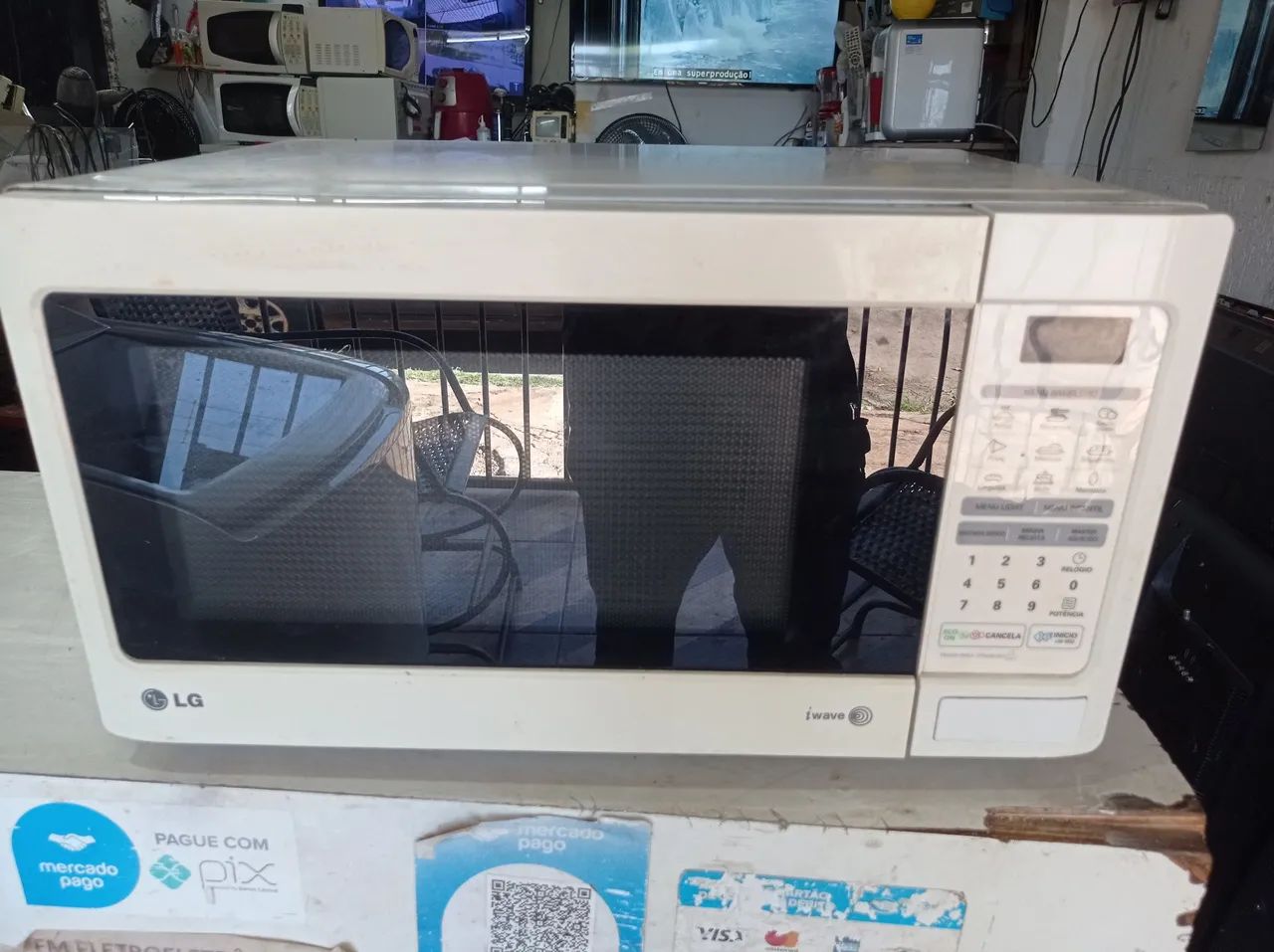 Microondas LG 30 litros  - Foto 2