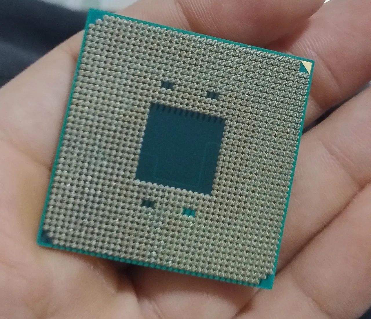 VENDO RYZEN 3 3200G - Foto 5
