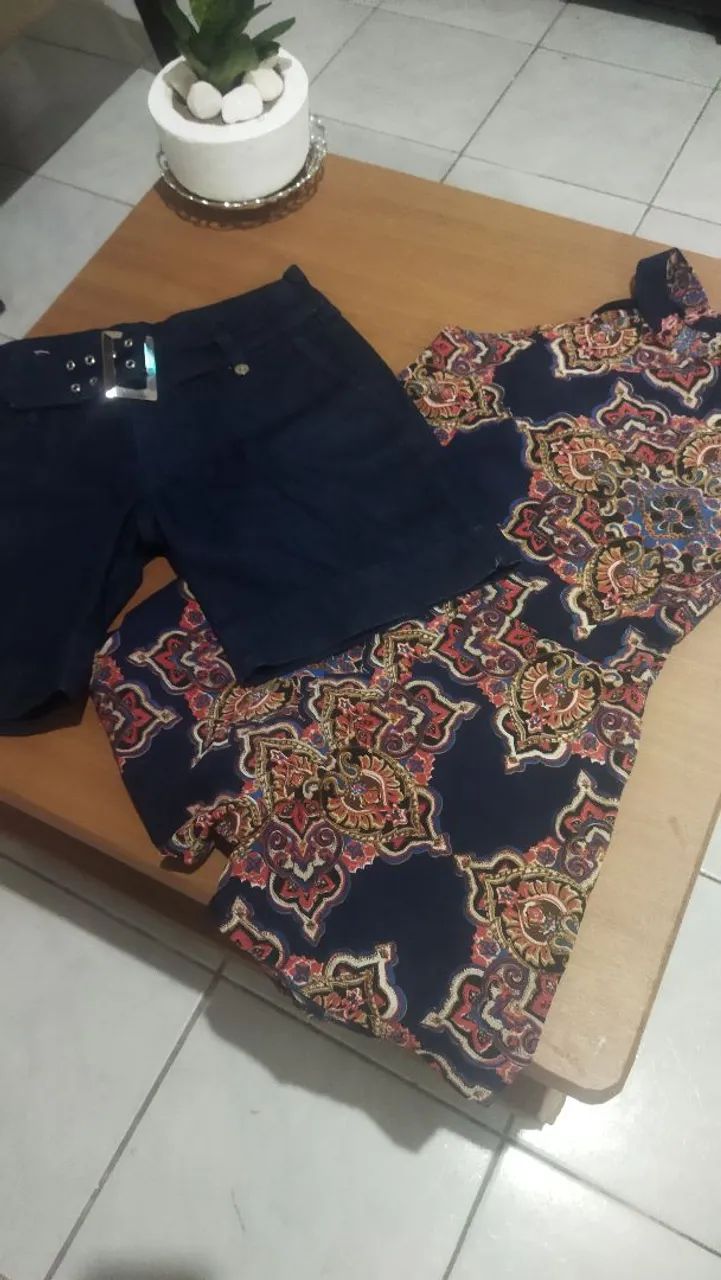 Combo Bermuda 40 + macaquinho P feminino.