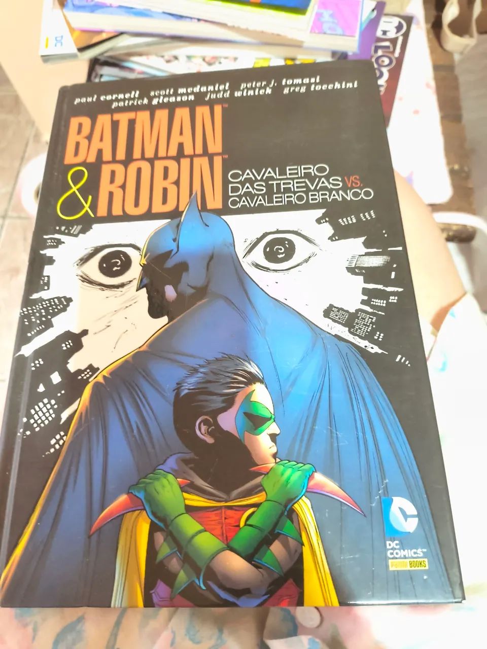 Batman e Robin cavaleiro Branco