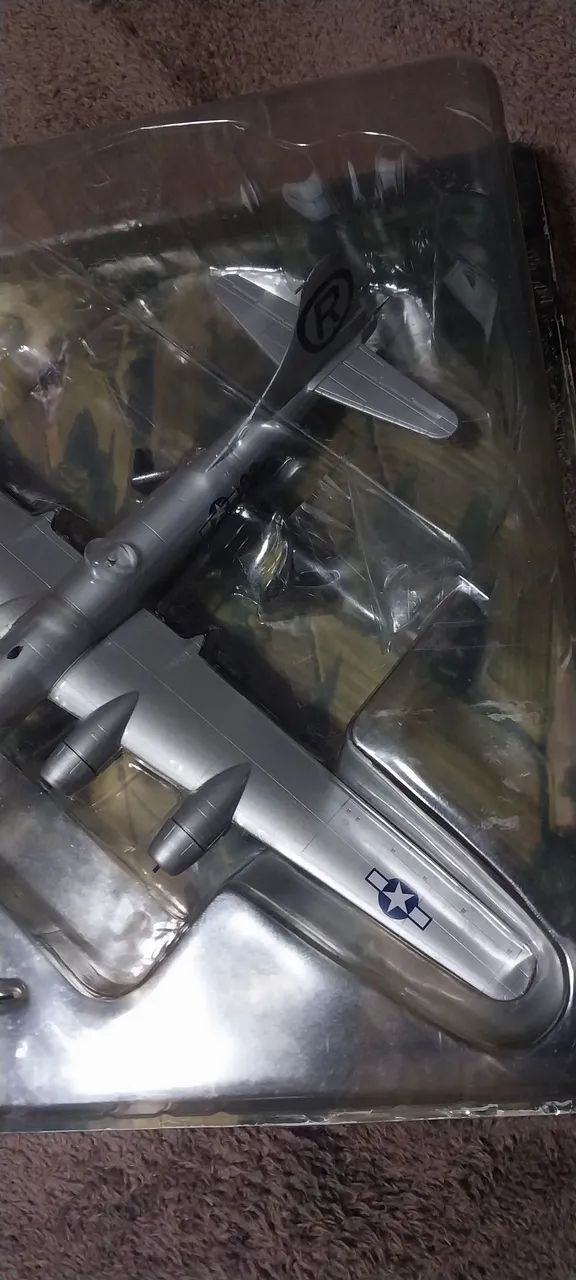 Miniatura aviao b29 - Foto 4