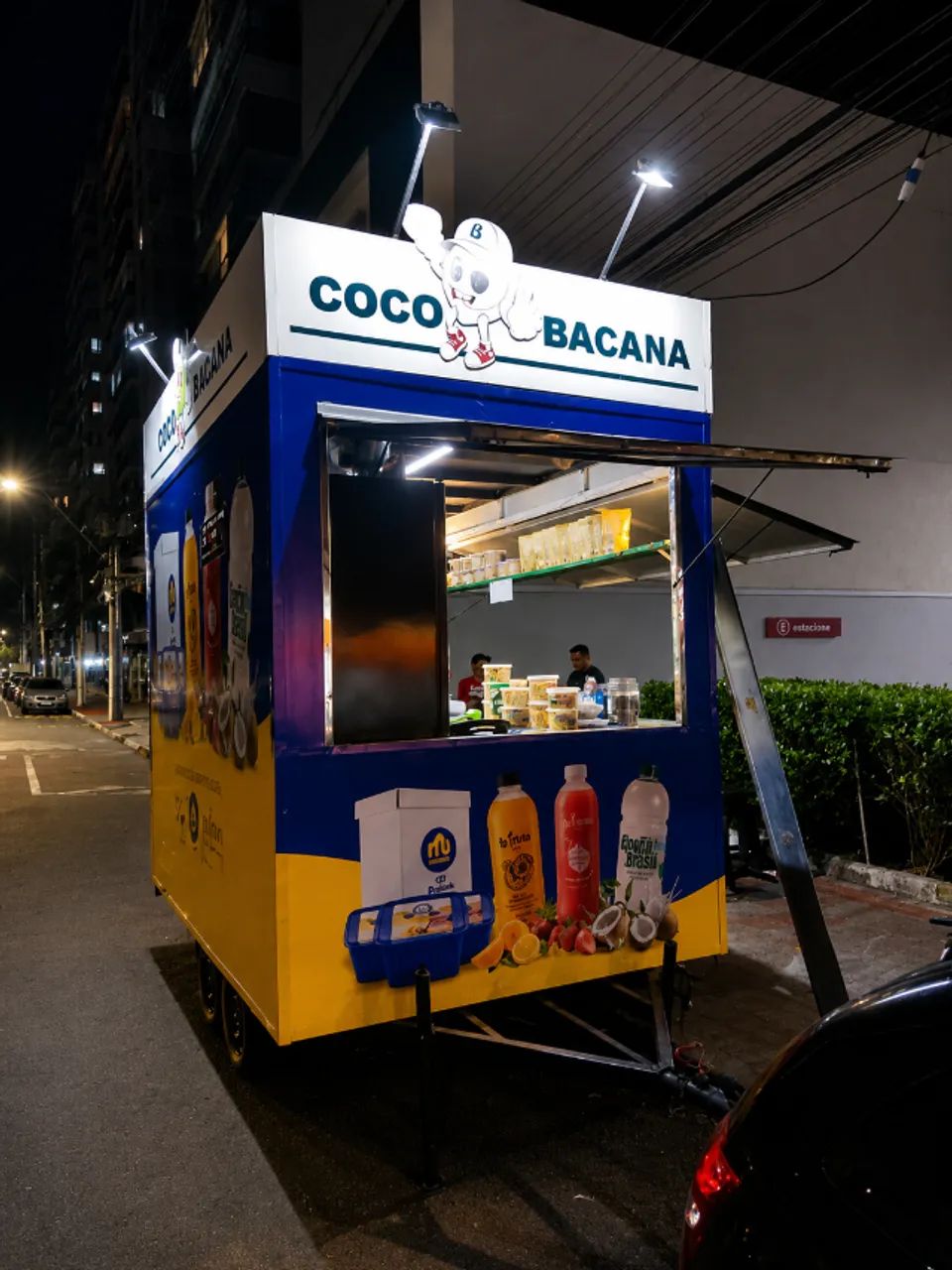 ENVELOPAMENTO DE FOOD TRUCK - INSTALAÇÃO RÁPIDA E PREÇO JUSTO!  - Foto 3