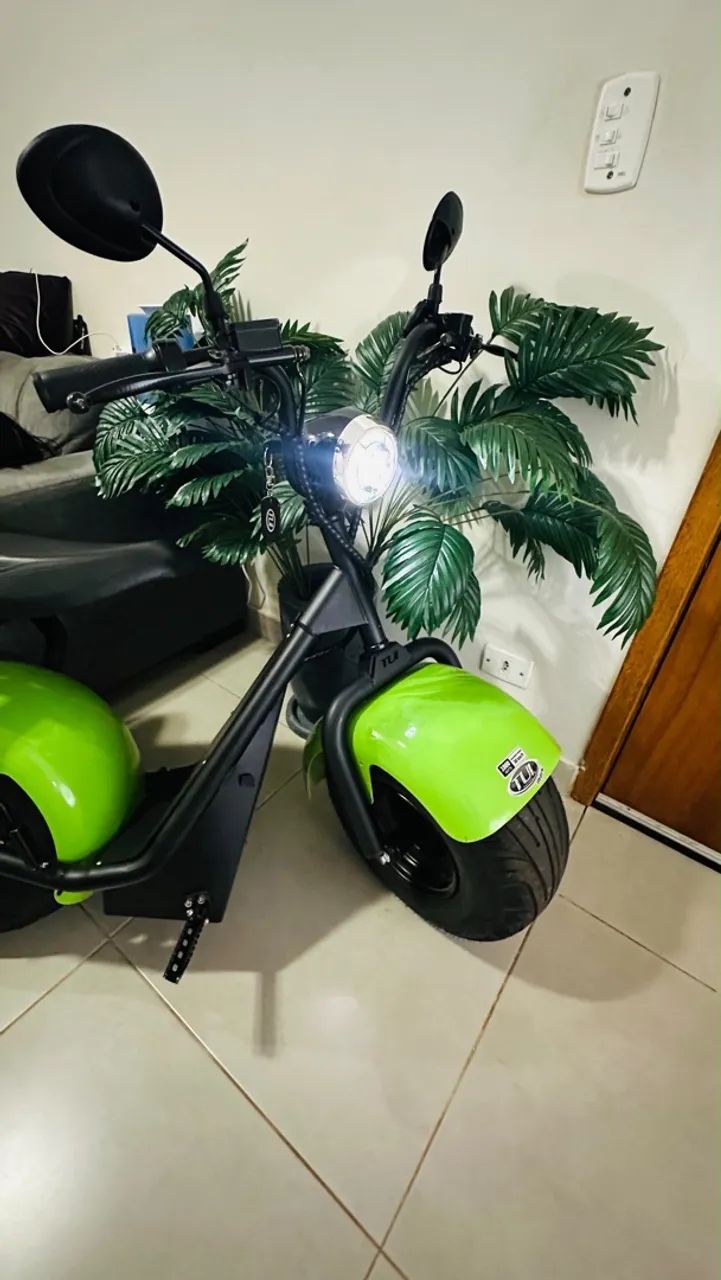 Scooter TUI + - Foto 3