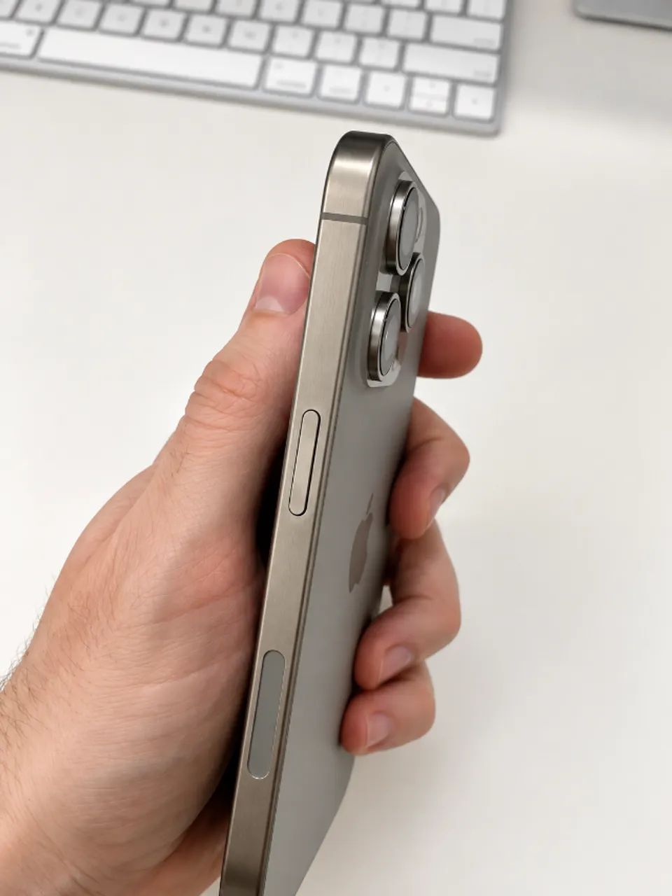 iPhone 15 Pro Max 256 GB - Titânio Natural - Foto 4
