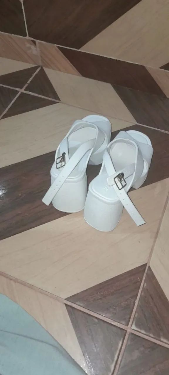Sapato branco novo  - Foto 3