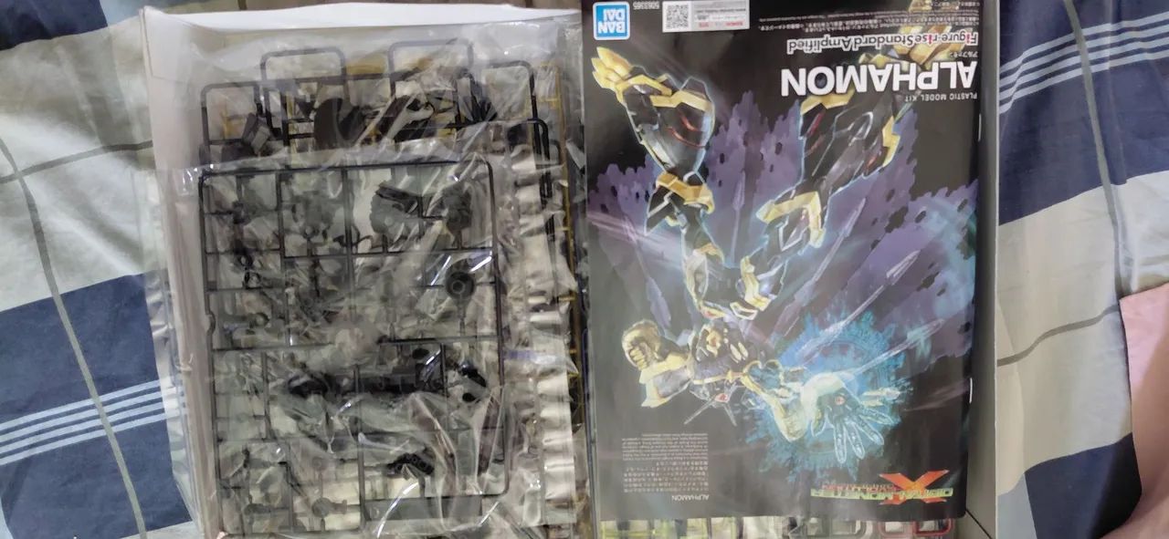 Model kit Alphamon Bandai  - Foto 2