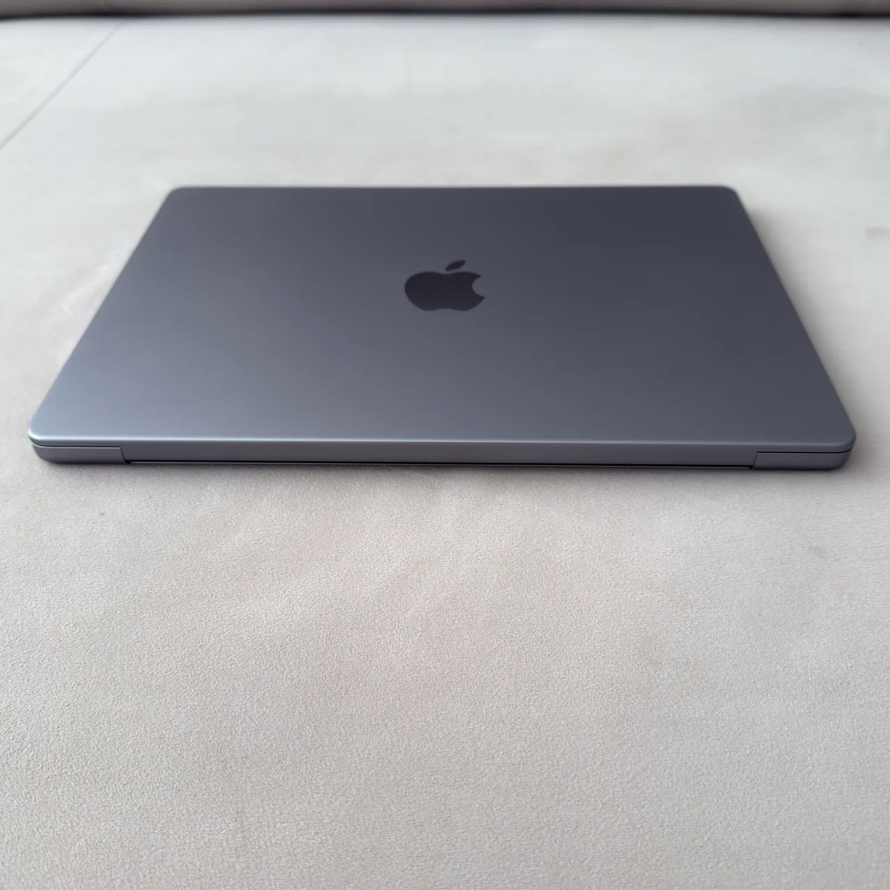 MacBook Pro 14 M3 8c CPU/10c GPU 512 GB Cinza Sideral