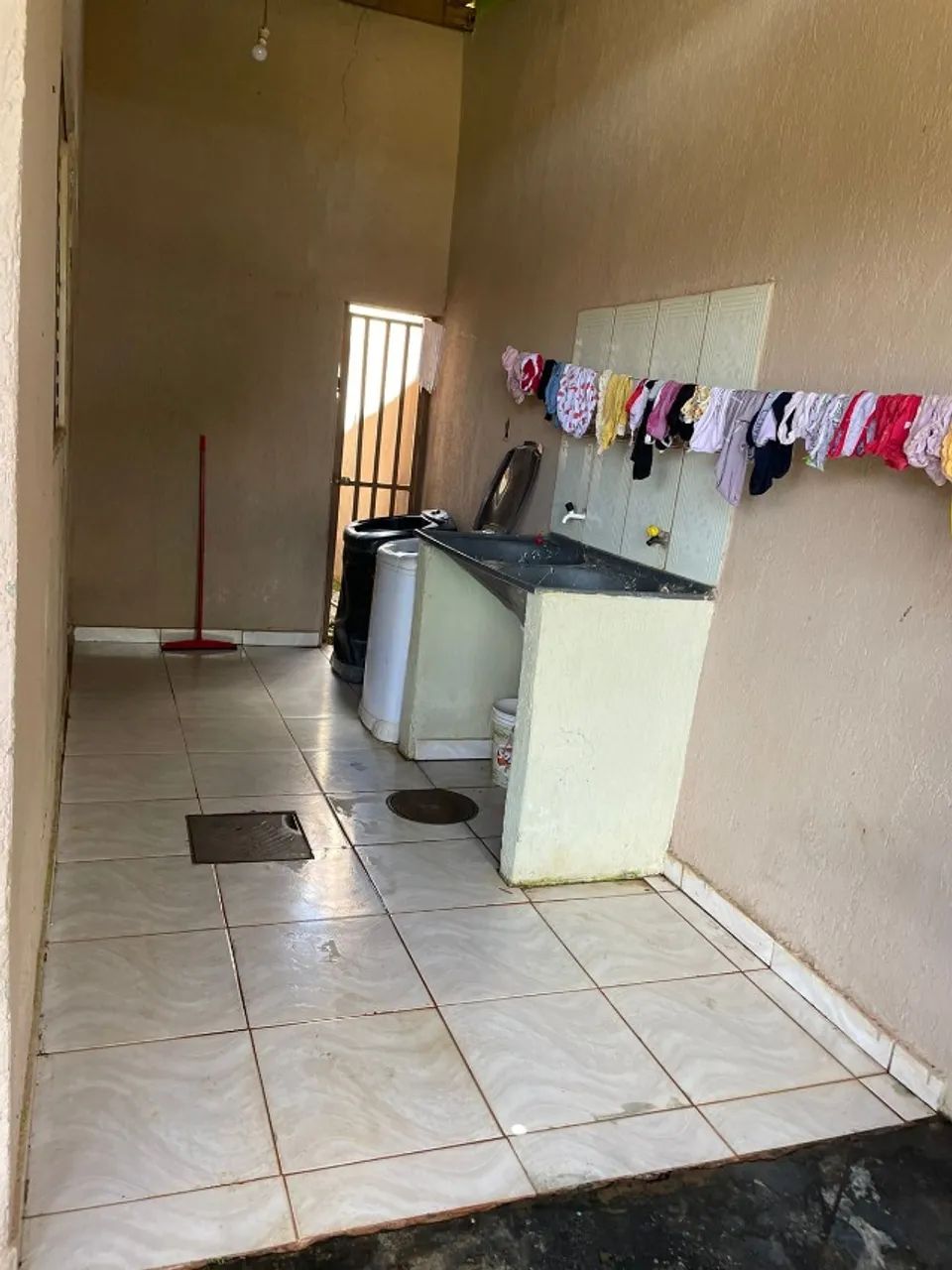 Vendo ou troco casa. - Foto 4