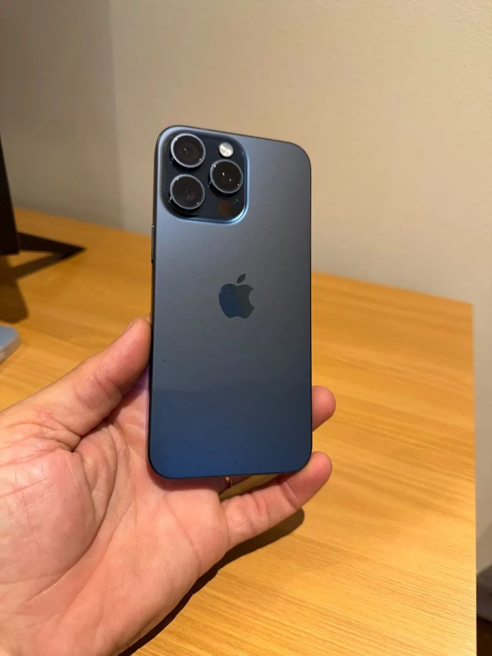 iPhone 15 pro Max 256bg  - Foto 2