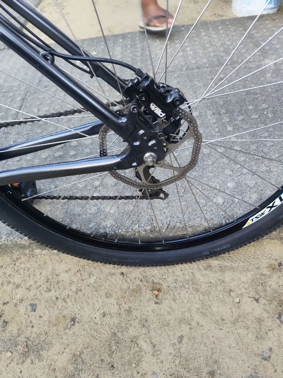 Bicicleta aro 29 absolute freio hidráulico  - Foto 4