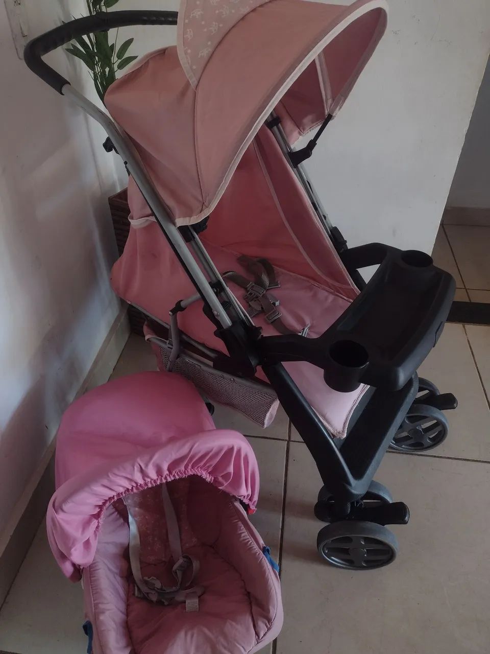 Carrinho+ bebê conforto  - Foto 2