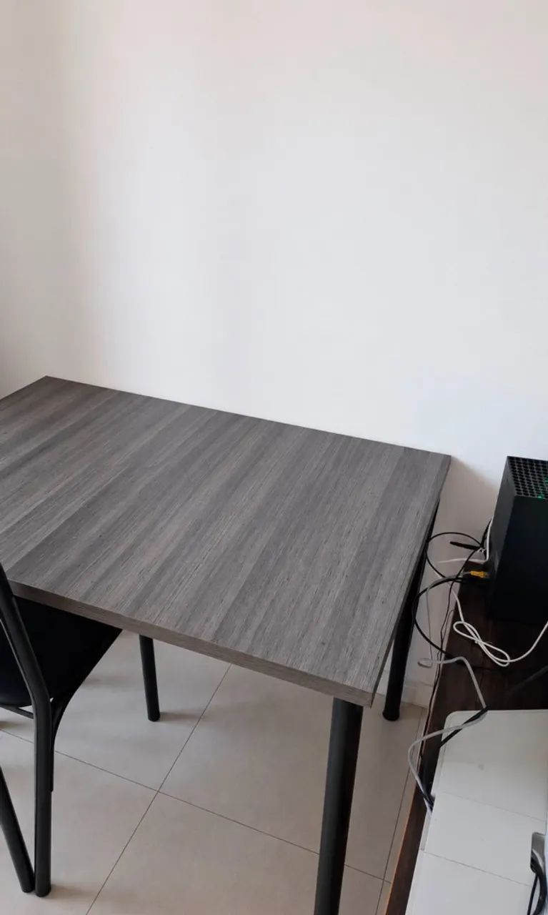 Mesa com 4 cadeiras  - Foto 5