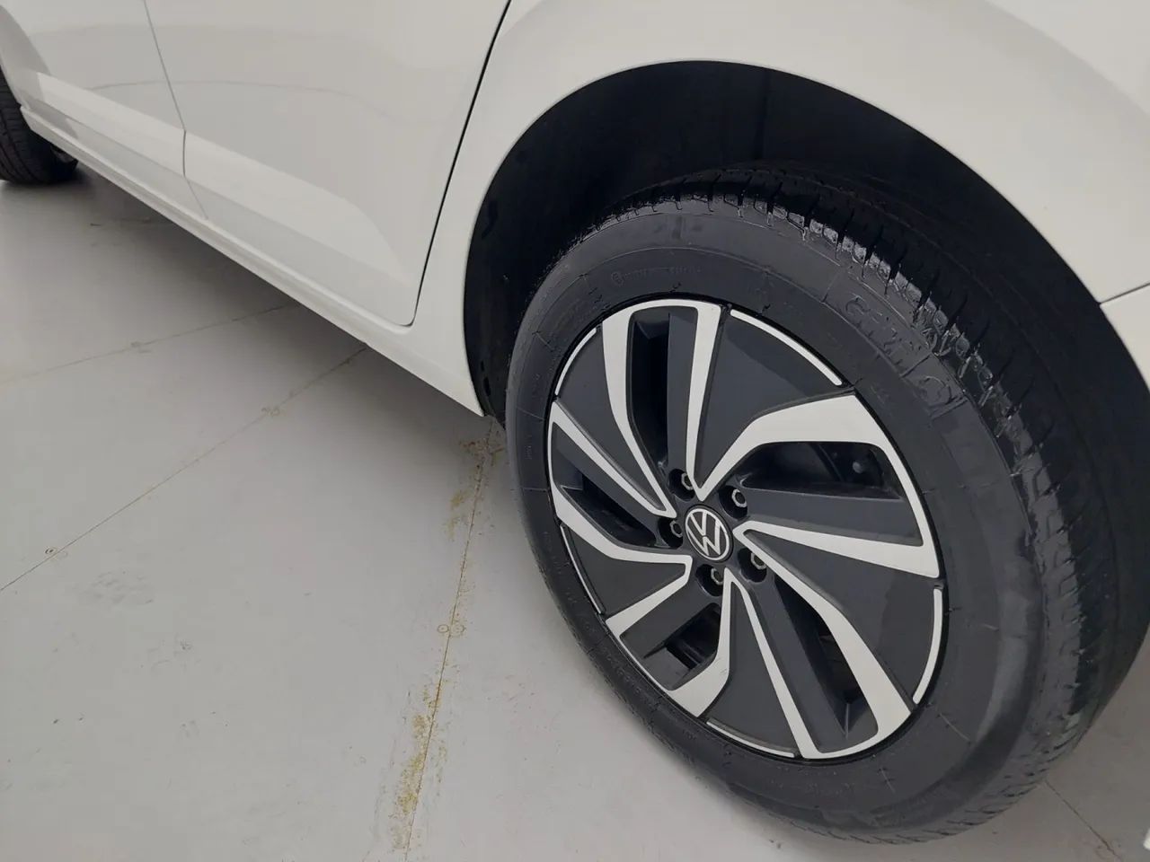 Volkswagen Polo Highline 170 TSI 1.0 Flex 12V Aut., foto 12 de 18