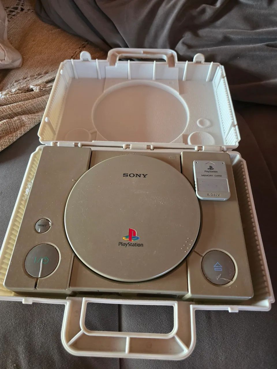 PlayStation one 