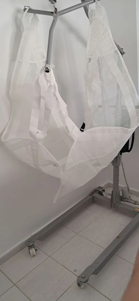 Guincho elétrico freedon para acamado suporta ate 200 kg . - Foto 3