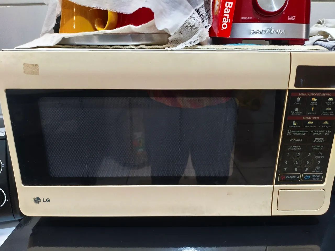 Microondas marca LG em bom estado  - Foto 2