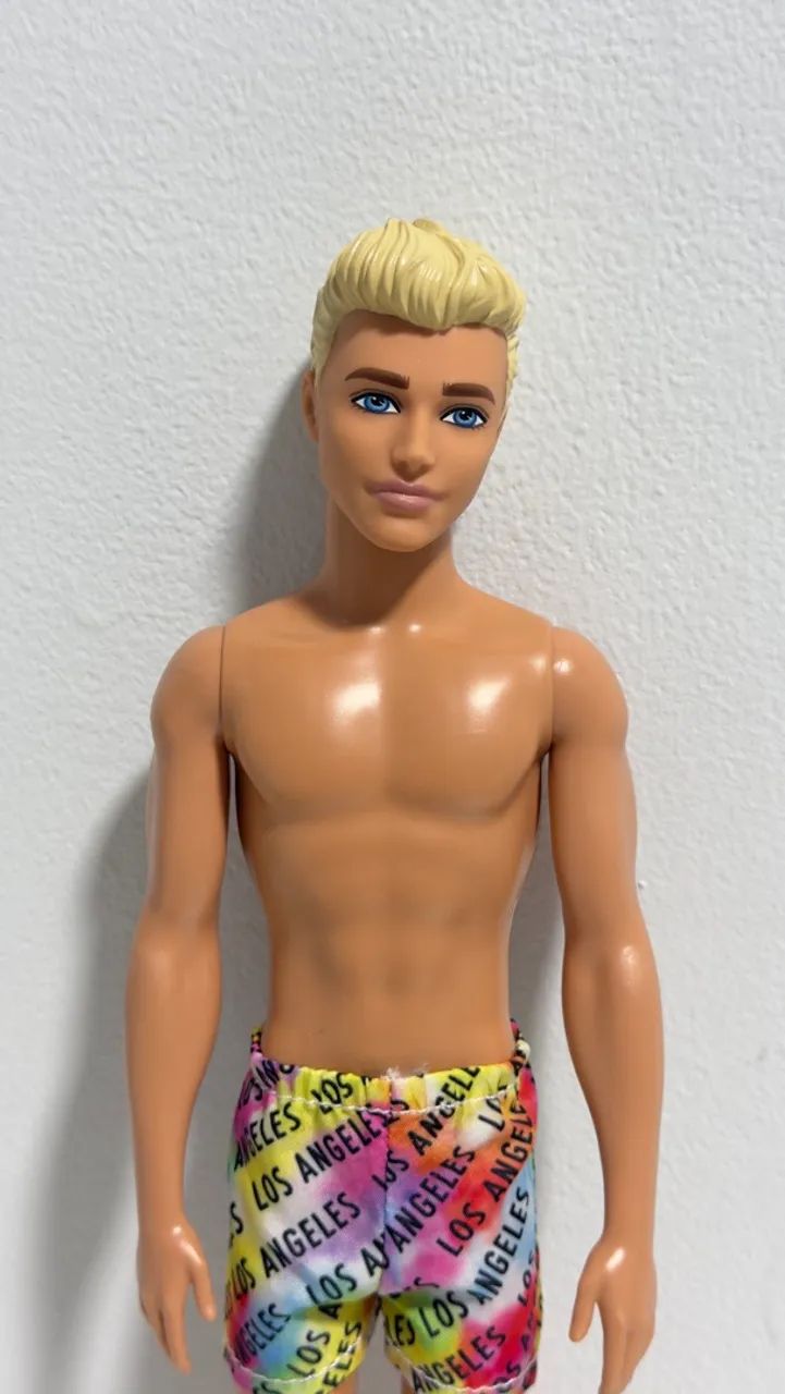 Boneco ken 