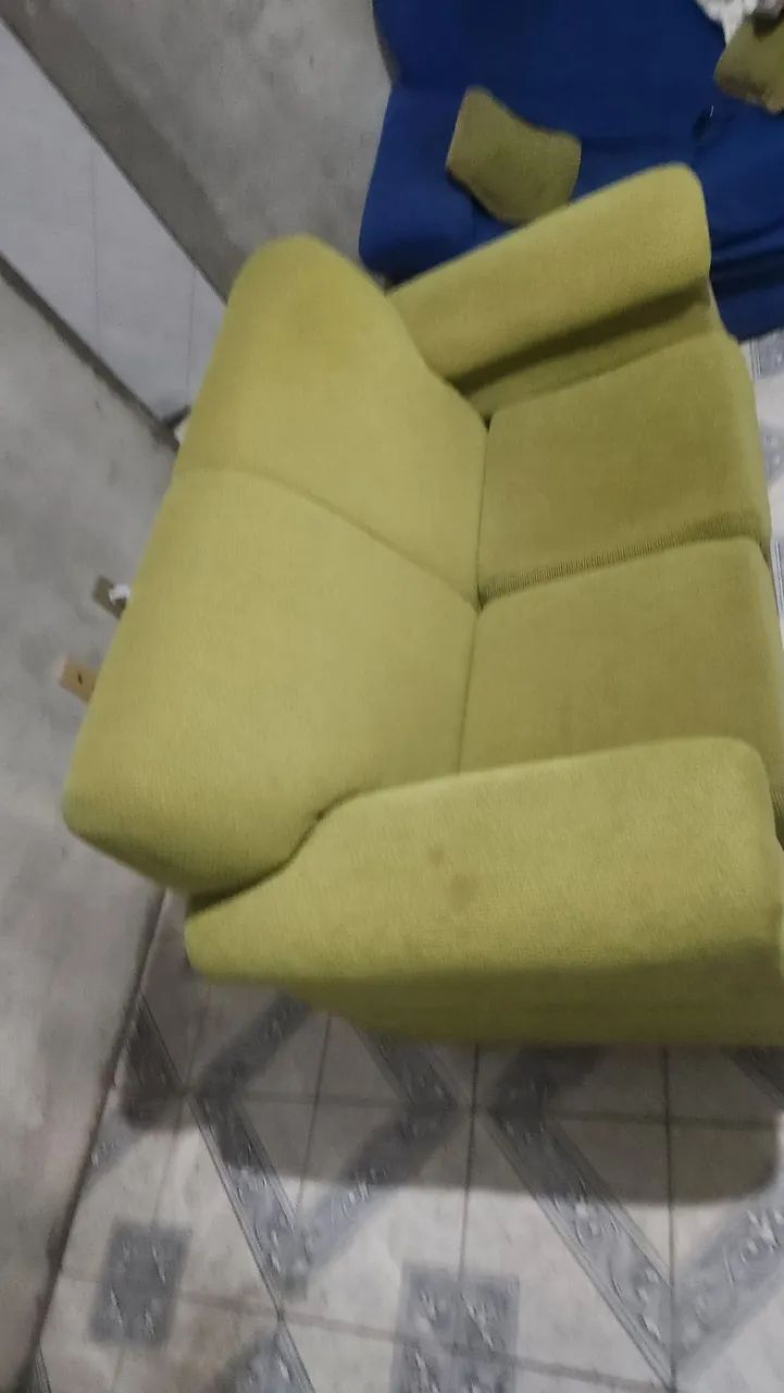 ? Sofá 2 Lugares - Confortável, Espaçoso e Bem Conservado ? - Foto 3