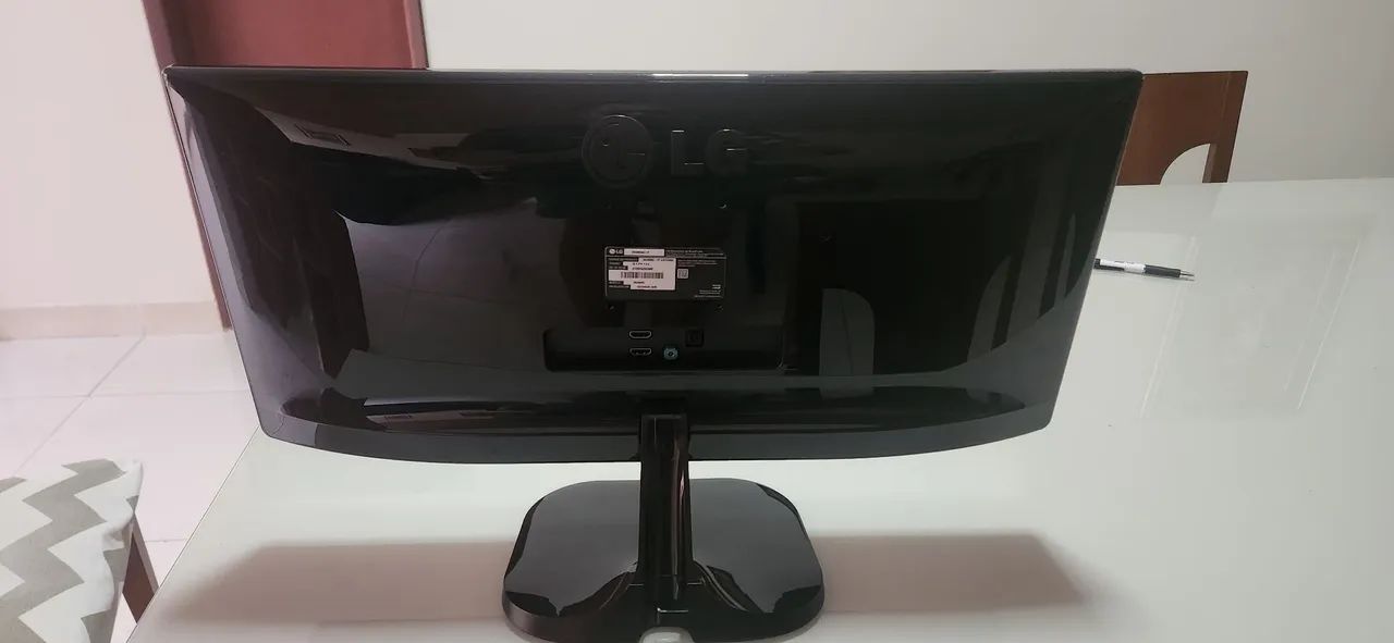 Monitor Ultrawide LG 25 polegadas - Foto 2