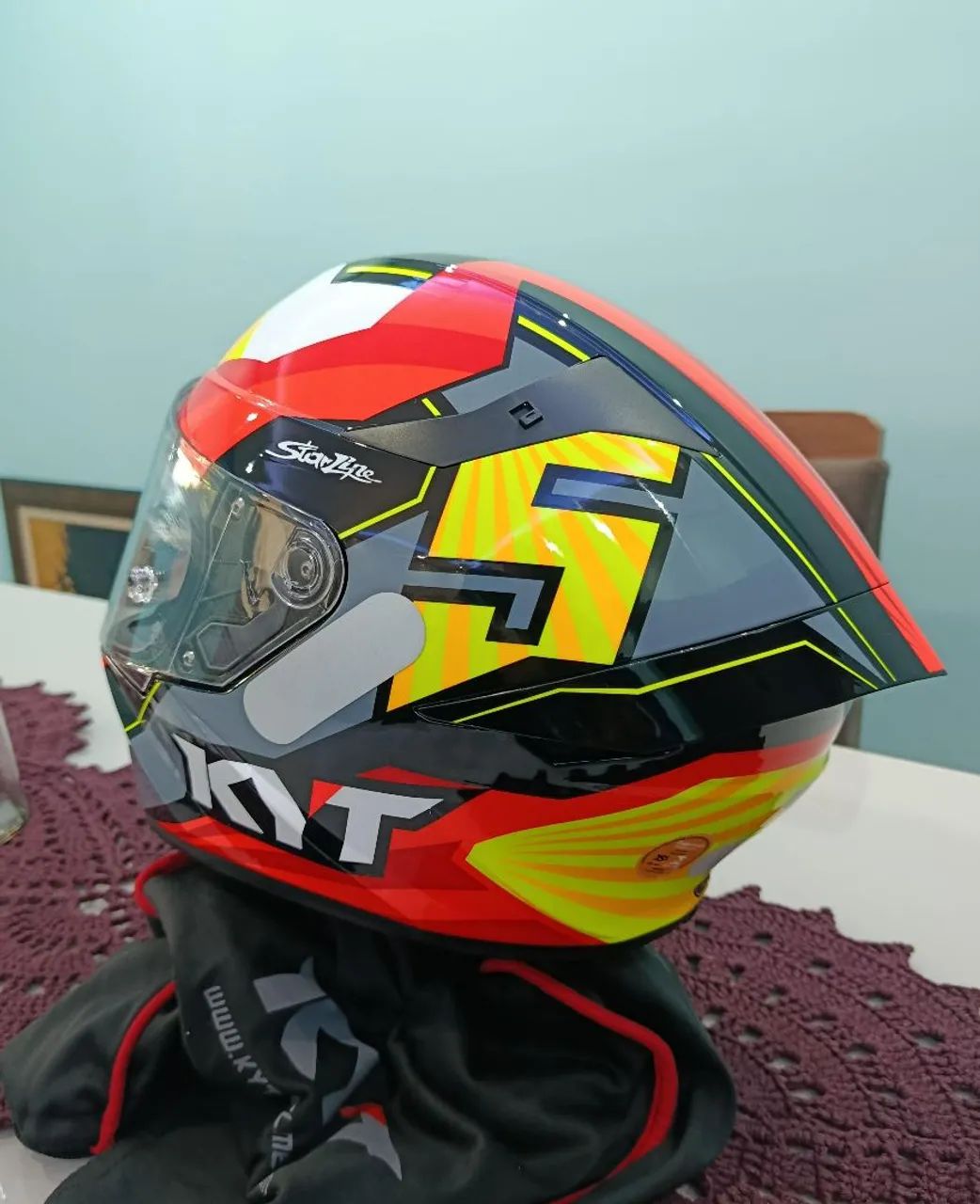 Capacete KYT 432957537355704321