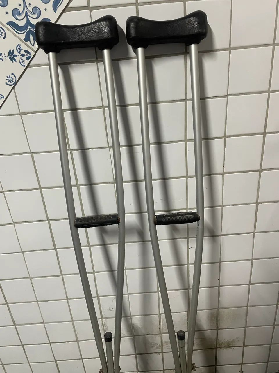 Auxiliary Crutch445639455429765122