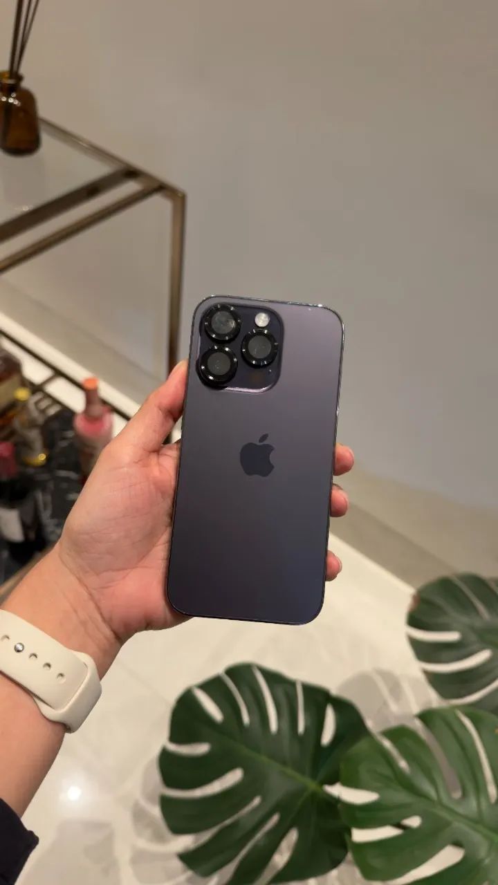 iPhone 14 Pro 256GB - Deep Purple (Roxo)