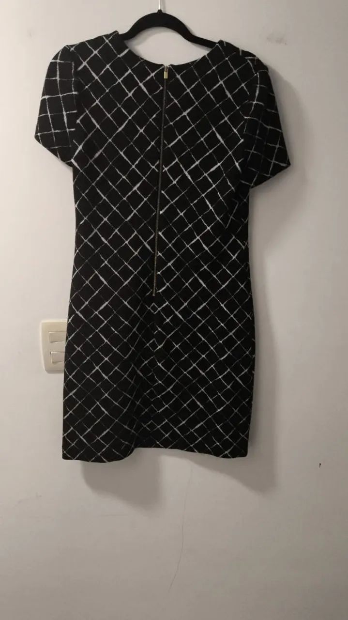 Vestido preto tipo tubo - Foto 2