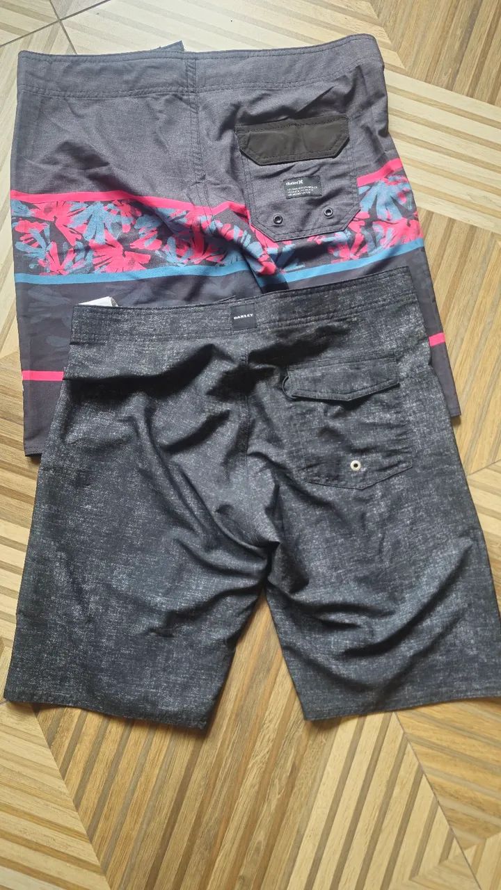 2 bermudas tam 40 Oakley e Hurley  - Foto 2
