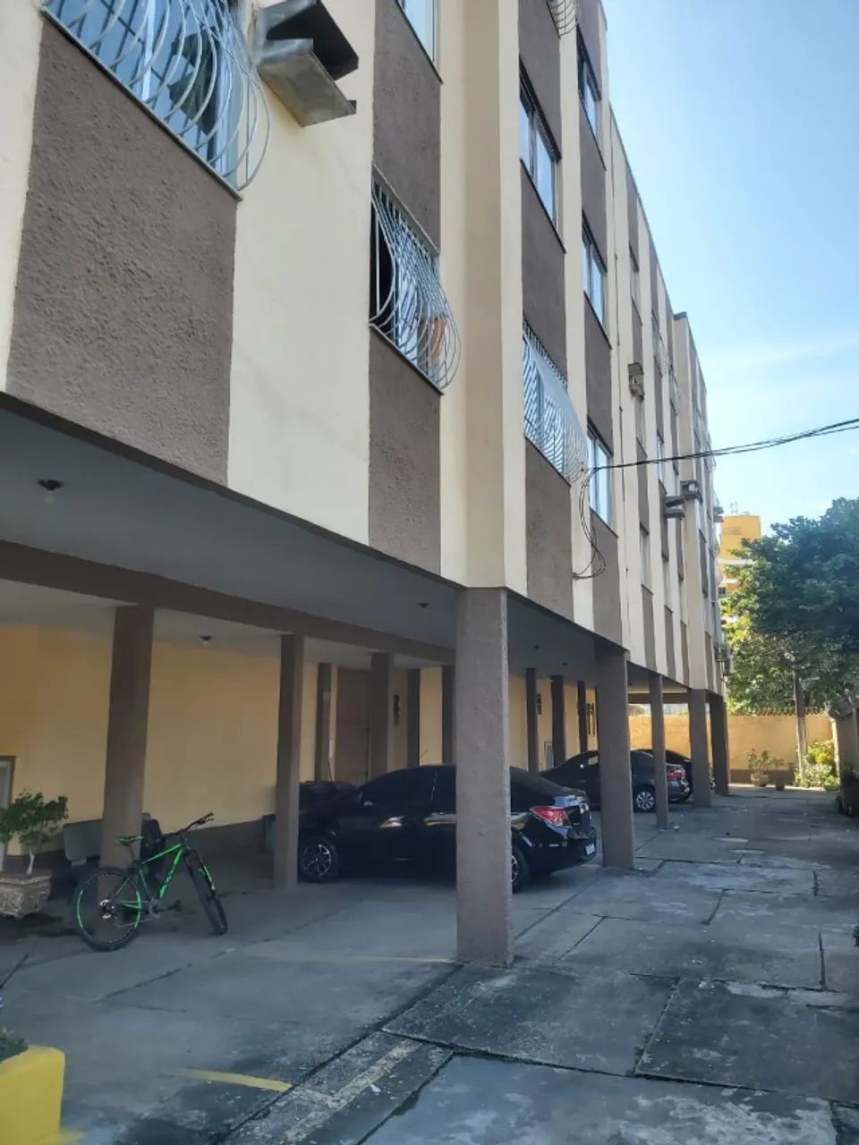 Apartamento no Centro com 2 quartos  para Locação  .