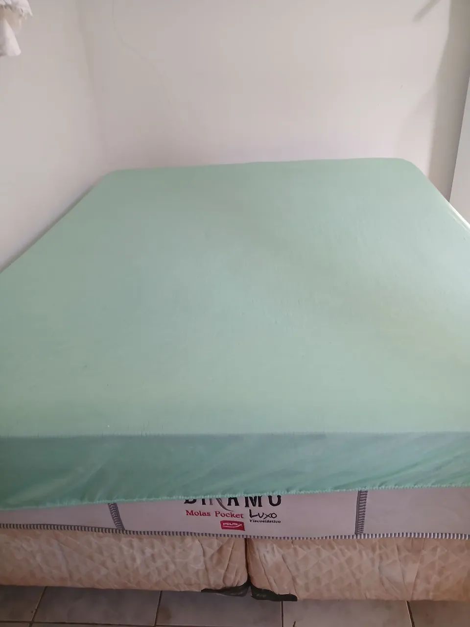 Cama Box Queen size usada e em bom estado - Foto 3