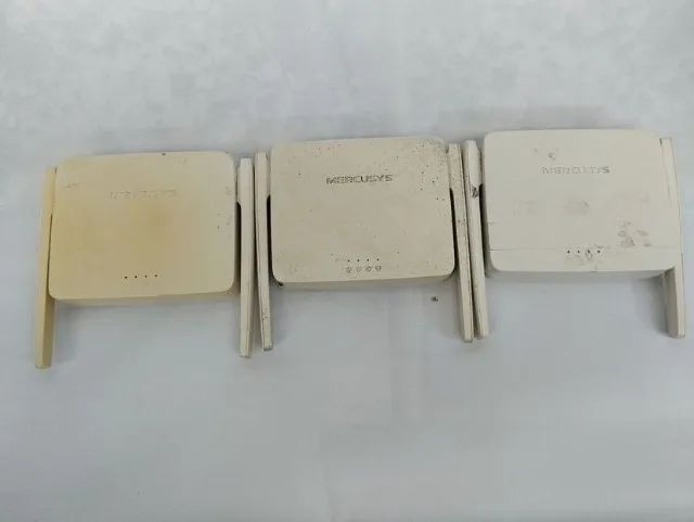 kit 3 roteadores mercusys para retirada de peças - Foto 2