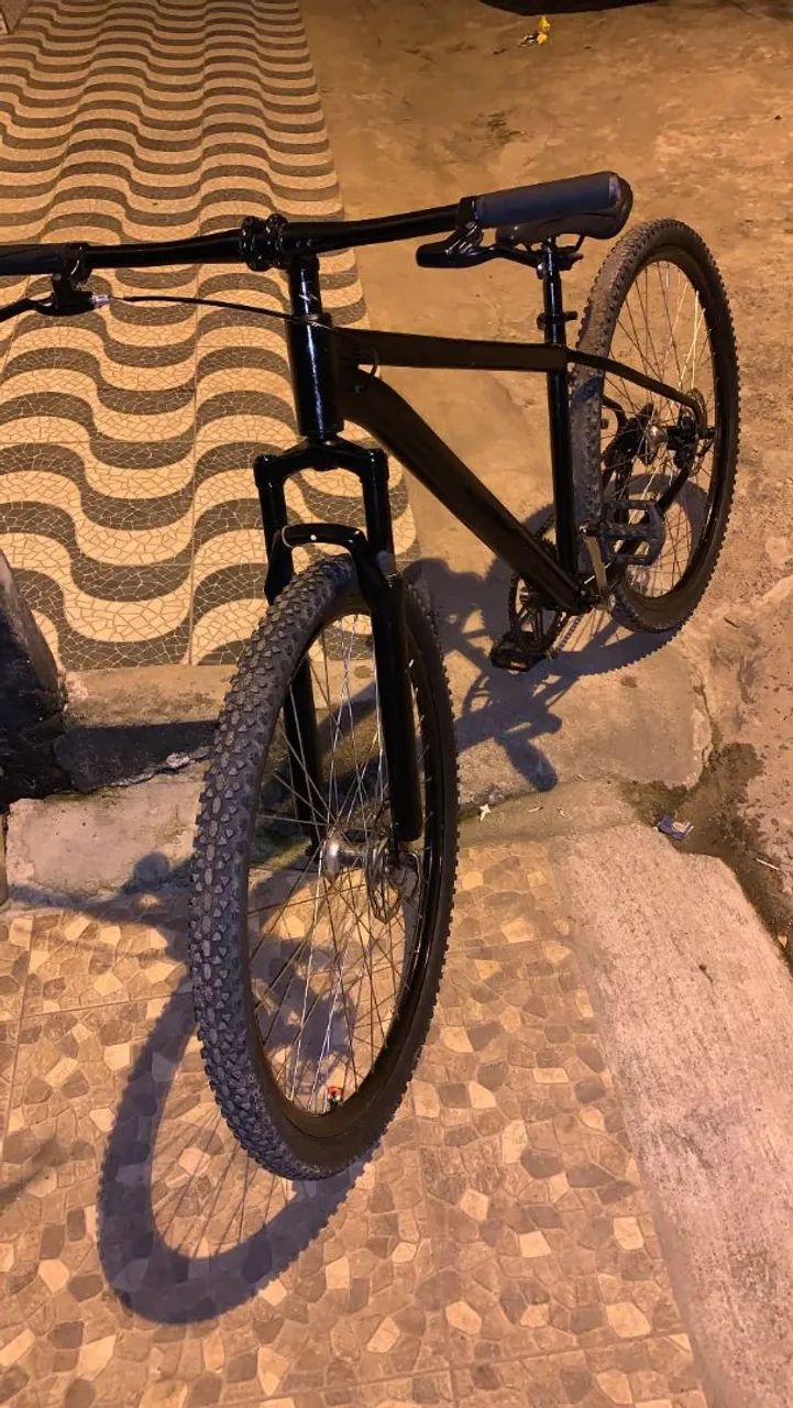 Vendo bicicleta preta  - Foto 4