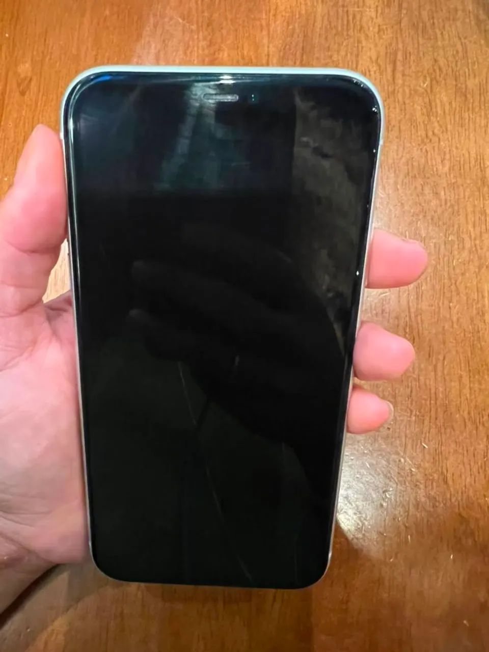 vendo um iPhone 11