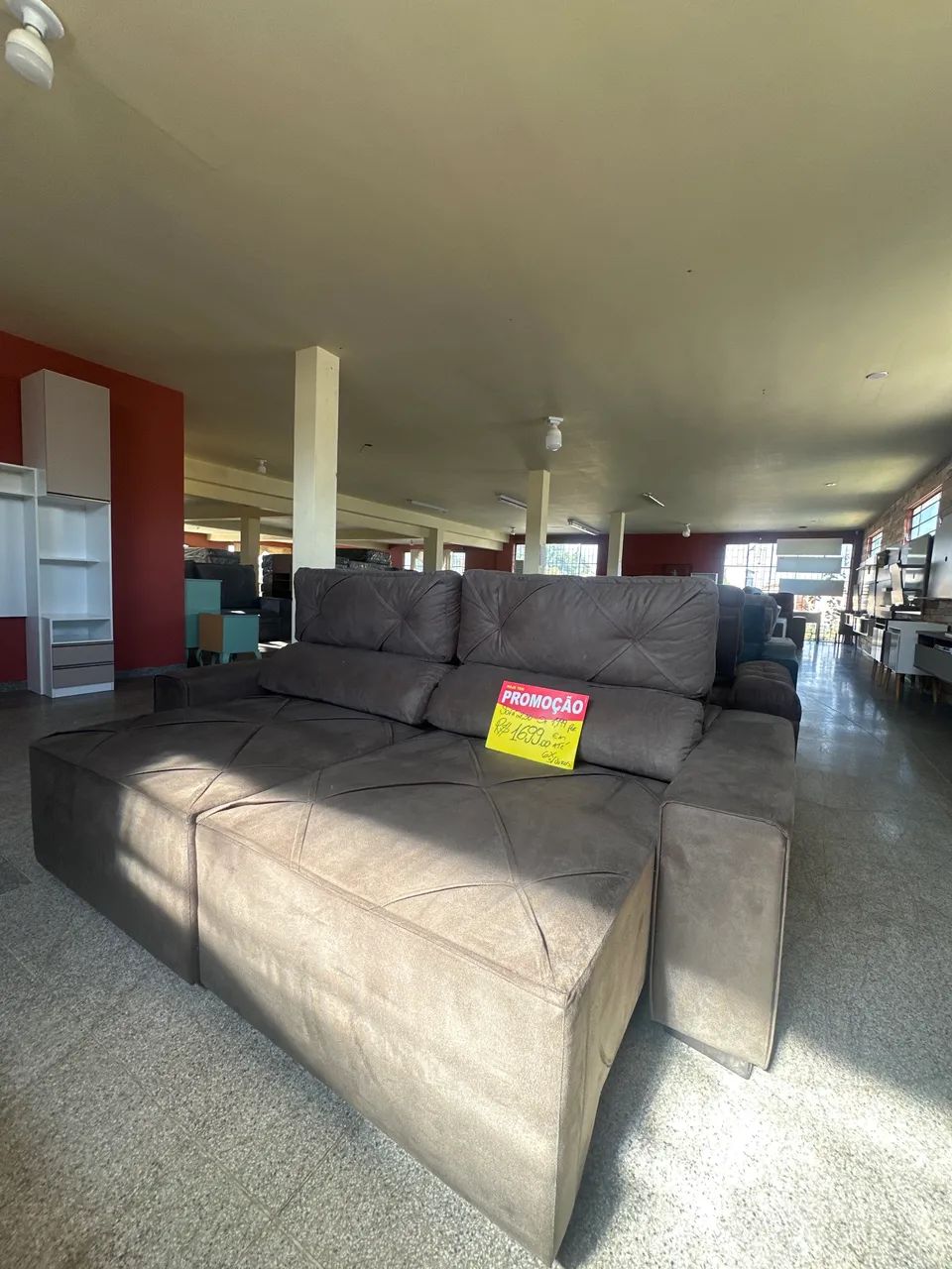 Sofá Marrom  Retrátil reclinavél Novo  - Foto 2