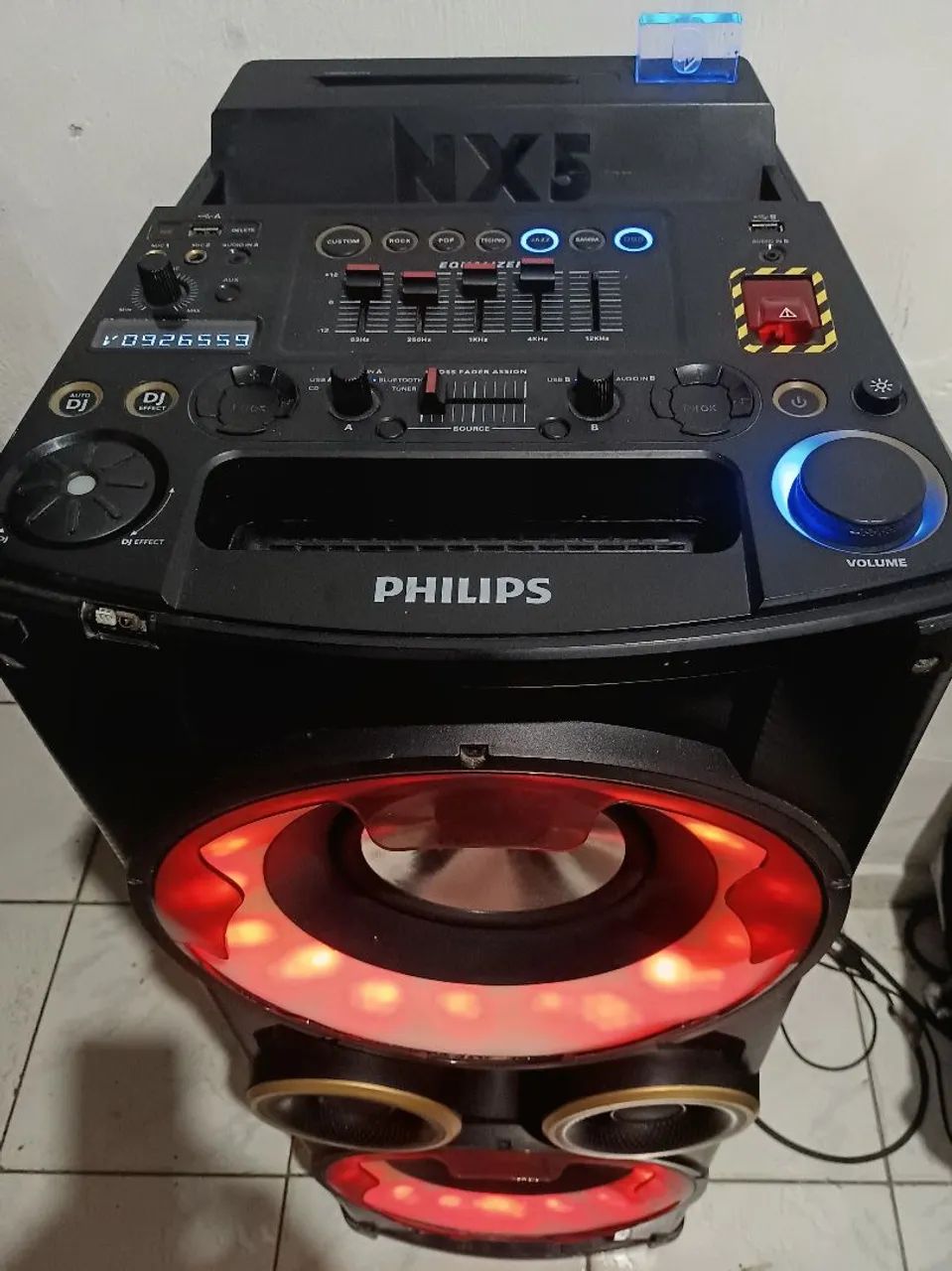 Caixa de som Philips  potrncia - Foto 2