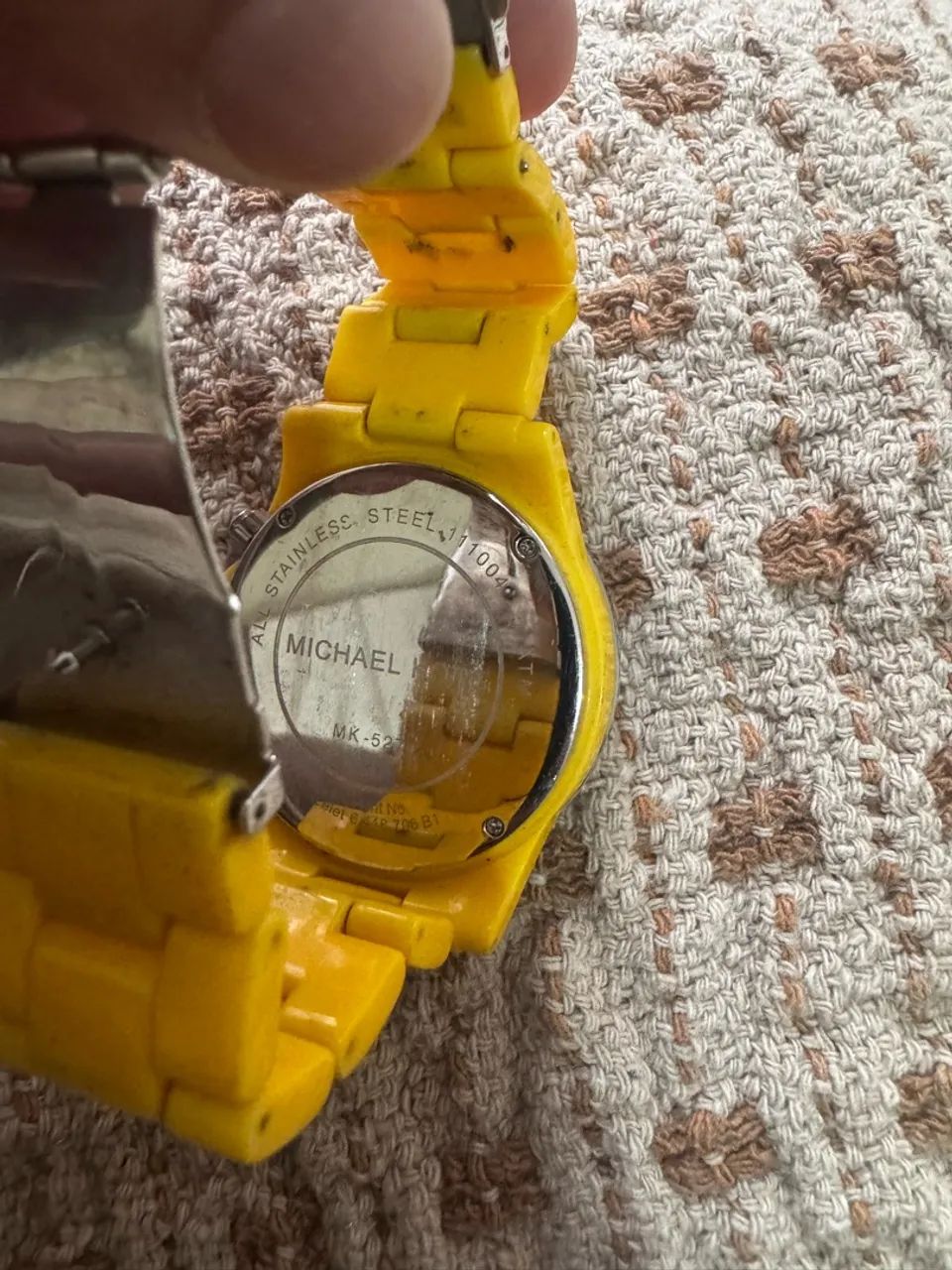 Relógio Michael Kors Amarelo Original - Foto 2