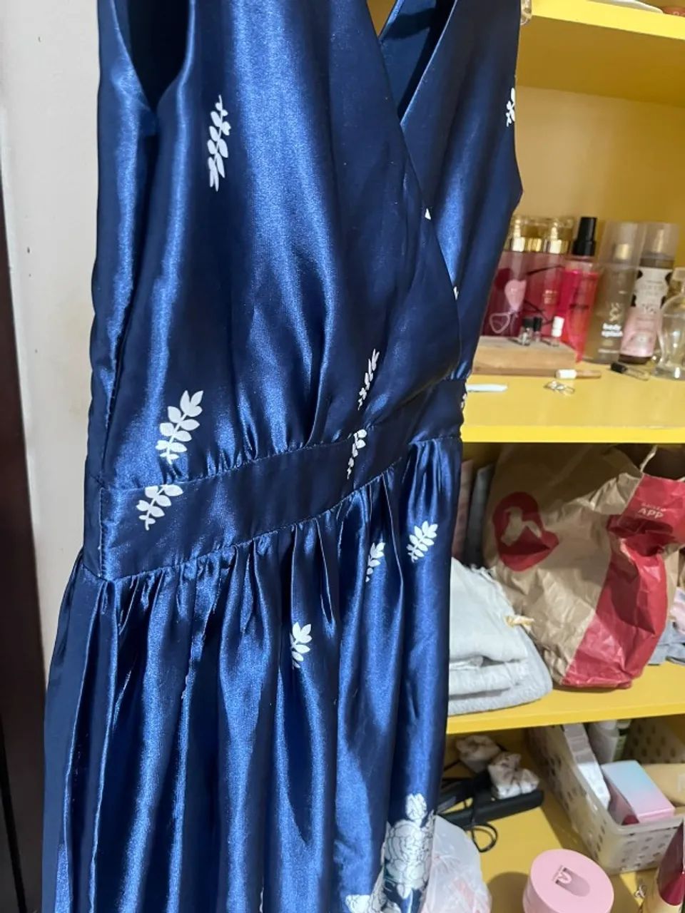 Vestido de cetim - Foto 3