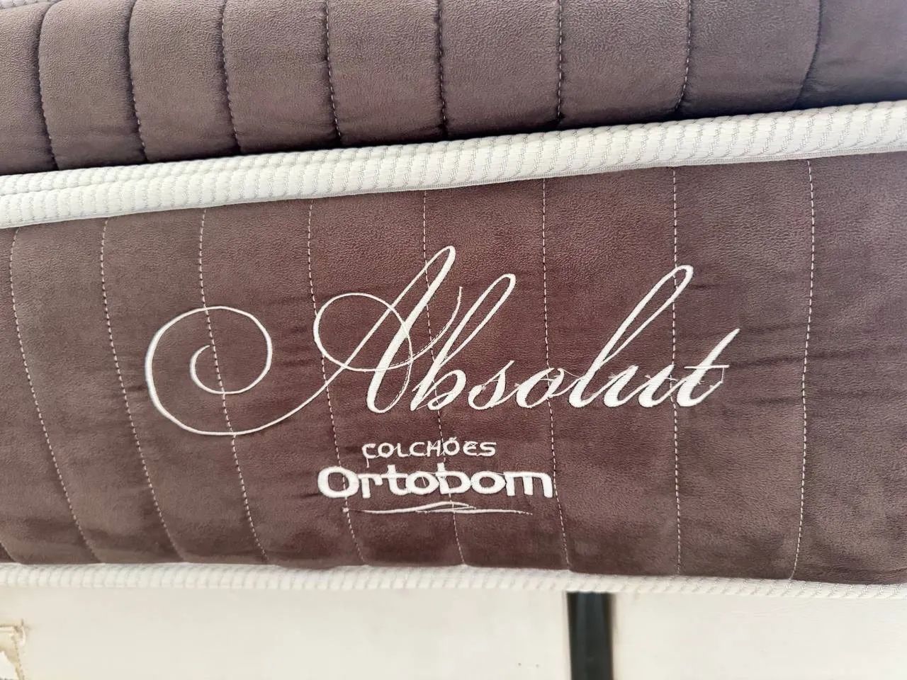 Cama box tamanho queen + cabeceira + colchao - Foto 5