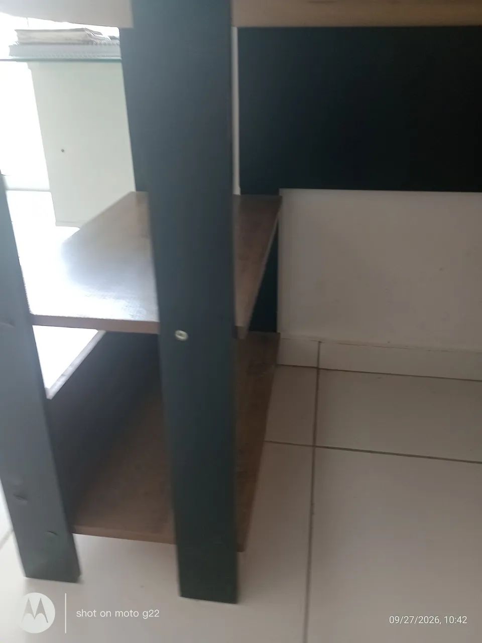 Escrivaninha com prateleiras  - Foto 4